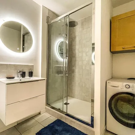 Lejlighed 1 Bedroom With Balcony Annecy